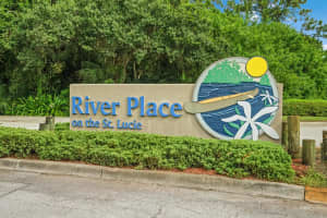 722 NE Turtleback Trail, Port Saint Lucie, FL 34983 Sold 05/07/25