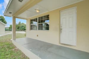 950 York Street, West Palm Beach, FL 33401 Sold 01/22/25
