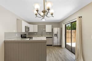 225 Alemeda Drive, Palm Springs, FL 33461 Sold 09/10/24
