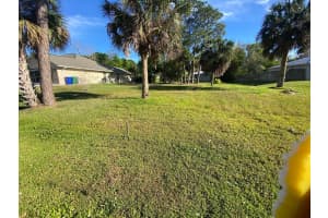 674 Brookedge Terrace, Sebastian, FL 32958 Sold 10/18/24