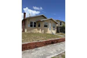 417 16th Street, West Palm Beach, FL 33407 Sold 11/26/24