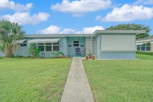 MLS# R11010579, Boynton Beach, Florida 33435