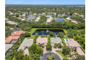129 Bryce Lane, Jupiter, FL 33458 Sold 02/28/25