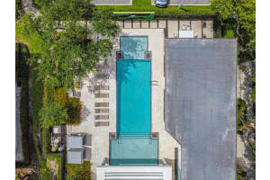 807 NW 45 Terrace 807, Plantation, FL 33317 Sold 11/15/24