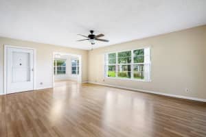 221 Pine Point Drive D, Boynton Beach, FL 33435 Sold 12/10/24