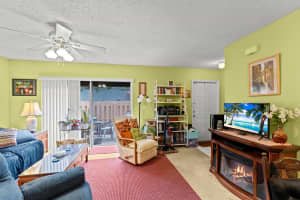 240 Cypress Way W, Palm Springs, FL 33406 Sold 09/13/24