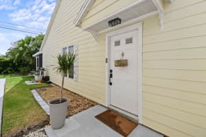 2616 SE Tropical East Circle, Port Saint Lucie, FL 34952 Sold 10/16/24
