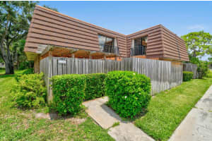 1126 11th Lane, Palm Beach Gardens, FL 33418 Sold 11/12/24