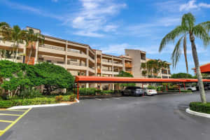 7519 La Paz Boulevard 401, Boca Raton, FL 33433 Sold 03/19/25
