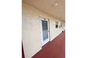715 Lori Drive 309, Palm Springs, FL 33461 Sold 02/10/25
