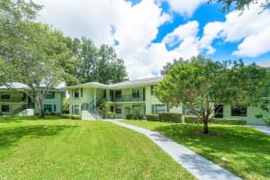 1401 Sabal Ridge Circle F, Palm Beach Gardens, FL 33418 Sold 02/24/25