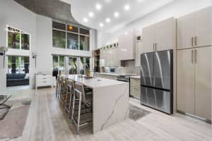 300 S Australian Avenue 129, West Palm Beach, FL 33401 Sold 12/02/24