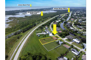 1657 SE North Blackwell Drive, Port Saint Lucie, FL 34952 Sold 10/08/24