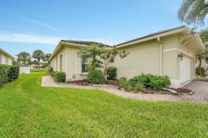 333 SW Maclay Way, Port Saint Lucie, FL 34986 Sold 11/25/24