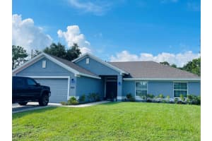 684 SE Chapman Avenue, Port Saint Lucie, FL 34984 Sold 10/03/24