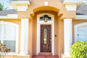 1060 SW Idol Avenue, Port Saint Lucie, FL 34953 Sold 02/14/25