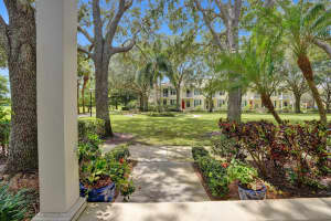 114 Courtenay Court, Jupiter, FL 33458 Sold 09/13/24