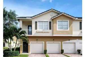1550 SE Hampshire Way 202, Stuart, FL 34994 Sold 10/28/24