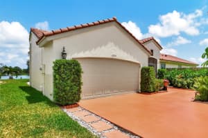 12541 Shoreside Lane Lane, Wellington, FL 33414 Sold 09/23/24