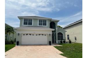 1087 Fairfax Circle W, Boynton Beach, FL 33436 Sold 09/13/24
