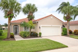 332 NW Breezy Point Loop, Port Saint Lucie, FL 34986 Sold 10/08/24