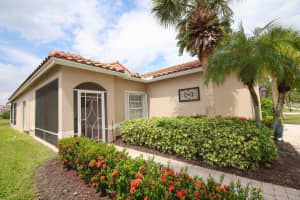332 NW Breezy Point Loop, Port Saint Lucie, FL 34986 Sold 10/08/24