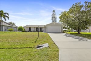 425 Peterson Street, Sebastian, FL 32958 Sold 11/25/24