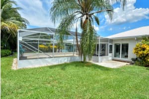 3890 SE Fairway E, Stuart, FL 34997 Sold 09/25/24