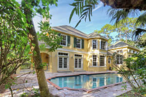 8259 154th Court N, Palm Beach Gardens, FL 33418 Sold 09/16/24
