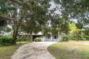 2504 SW Horseshoe Trail, Palm City, FL 34990 Sold 10/03/24