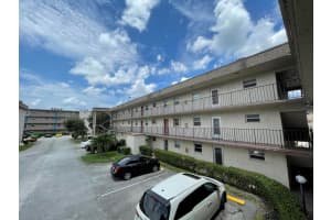 719 Lori Drive 214, Palm Springs, FL 33461 Sold 10/03/24
