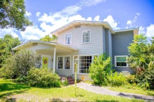 304 S Delaney Avenue, Avon Park, FL 33825 - MLS#R11011627