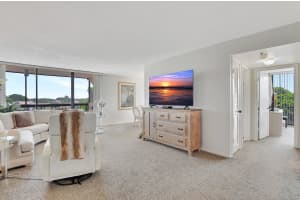 1552 Bridgewood Drive 1552, Boca Raton, FL 33434 Sold 11/20/24