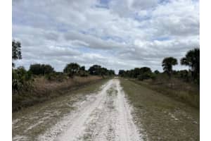 20170 NW 280th Street, Okeechobee, FL 34972 Sold 03/14/25