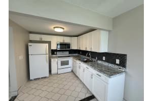 195 Brittany E, Delray Beach, FL 33446 Sold 03/07/25