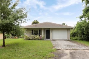 6185 6th Place, Vero Beach, FL 32968 Sold 03/19/25