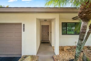 1470 Lakeview Circle, Coral Springs, FL 33071 Sold 10/31/24