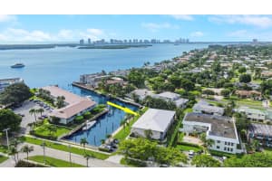 112 Yacht Club Drive 2, North Palm Beach, FL 33408 Sold 10/11/24