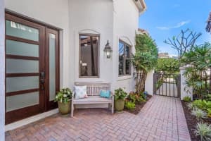 302 Alicante Dr, Juno Beach, FL 33408, Sold 07/24/24