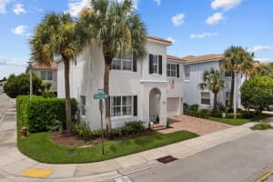 425 Tiffany Oaks Way, Boynton Beach, FL 33435 Sold 10/16/24