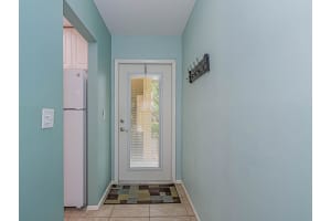 105 Spring Lake Court 101, Vero Beach, FL 32962 Sold 10/18/24