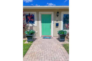 13 SE 8 Avenue, Deerfield Beach, FL 33441 Sold 03/03/25
