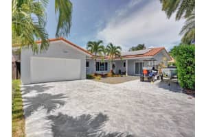 2011 Waters Edge, Lauderdale By The Sea, FL 33062 Sold 10/04/24
