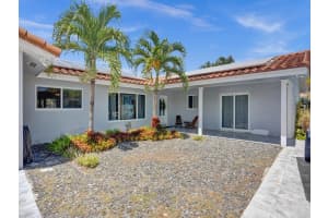 2011 Waters Edge, Lauderdale By The Sea, FL 33062 Sold 10/04/24