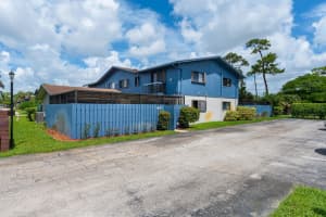 4584 Holly Lake Drive, Lake Worth, FL 33463 Sold 09/19/24