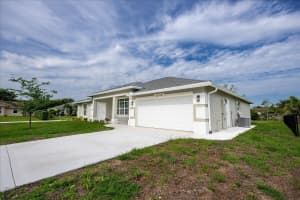 2298 SE McMaster Street, Port Saint Lucie, FL 34952 Sold 10/25/24