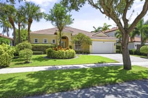 167 Magnolia Way, Tequesta, FL 33469 Sold 09/23/24