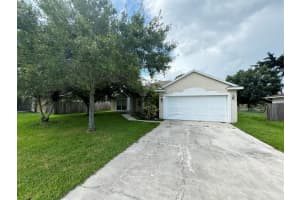 807 SE Carnival Avenue, Port Saint Lucie, FL 34983 Sold 12/14/24