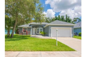 5025 E 1st Square SW, Vero Beach, FL 32968 Sold 11/06/24