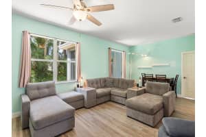 5025 E 1st Square SW, Vero Beach, FL 32968 Sold 11/06/24